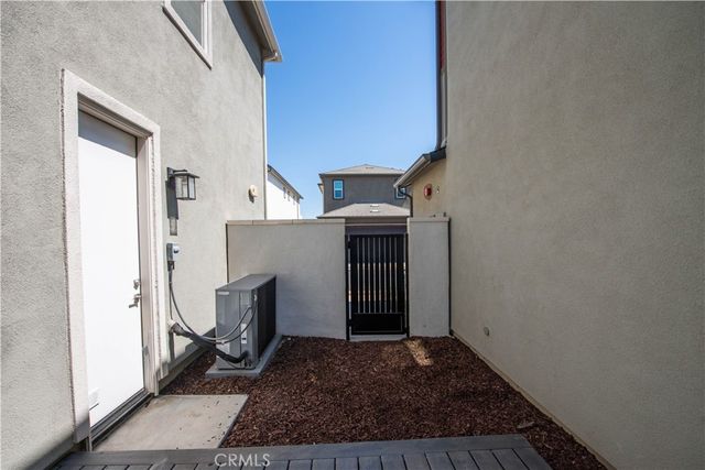 27022 Evening Sky Place, Valencia, CA 91381