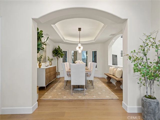 2300 John Street, Manhattan Beach, CA 90266