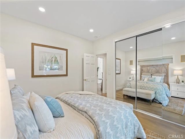 2300 John Street, Manhattan Beach, CA 90266