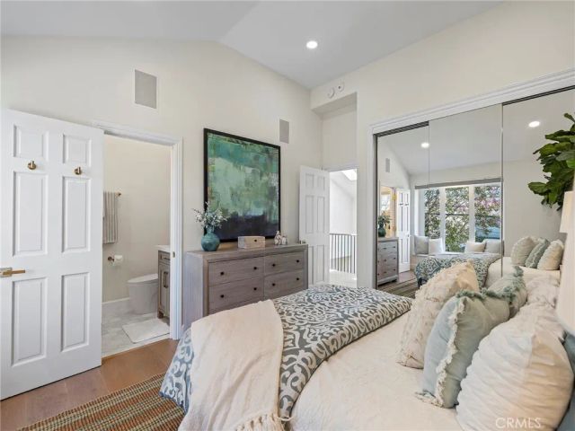 2300 John Street, Manhattan Beach, CA 90266