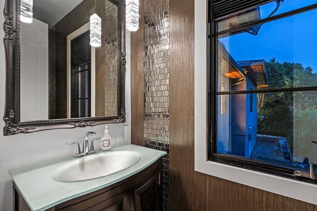 1905 Paisano RD, Austin, TX 78746