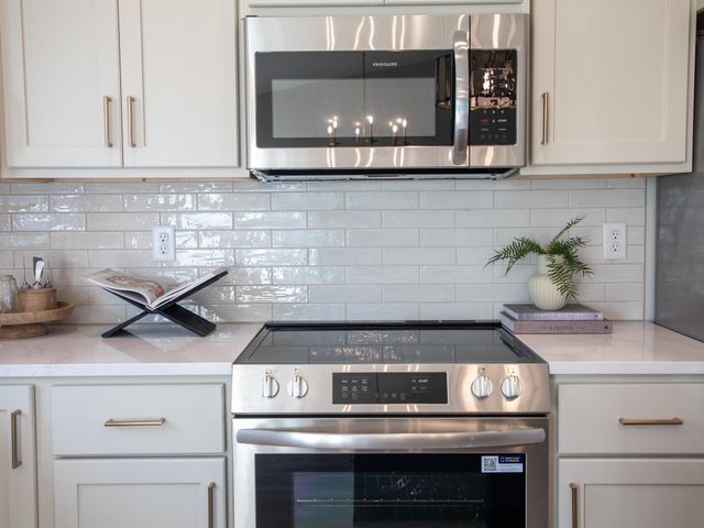 10234 Concord Drive S, Horace, ND 58047