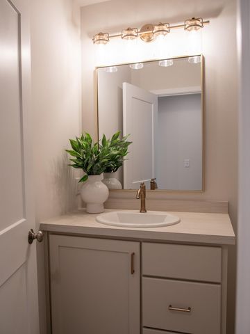 10234 Concord Drive S, Horace, ND 58047