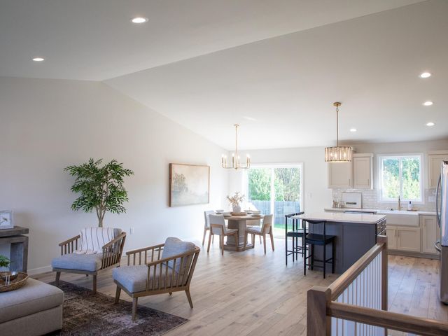 10234 Concord Drive S, Horace, ND 58047