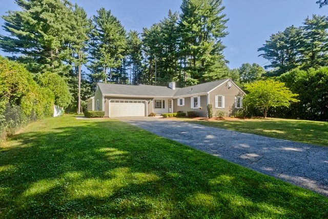 6 Joan St, Wilbraham, MA 01095