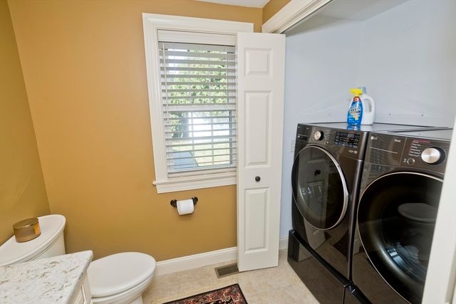 6 Joan St, Wilbraham, MA 01095