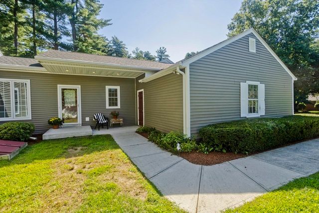 6 Joan St, Wilbraham, MA 01095