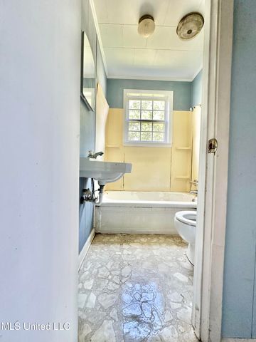 129 J B Womack Road, Mendenhall, MS 39114
