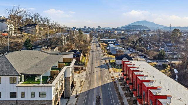 40 Peak Street, Chattanooga, TN 37405