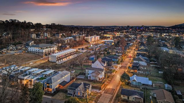 40 Peak Street, Chattanooga, TN 37405