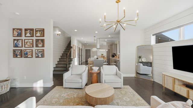 40 Peak Street, Chattanooga, TN 37405