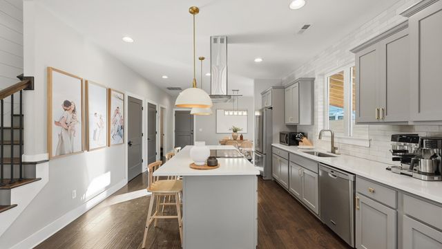 40 Peak Street, Chattanooga, TN 37405