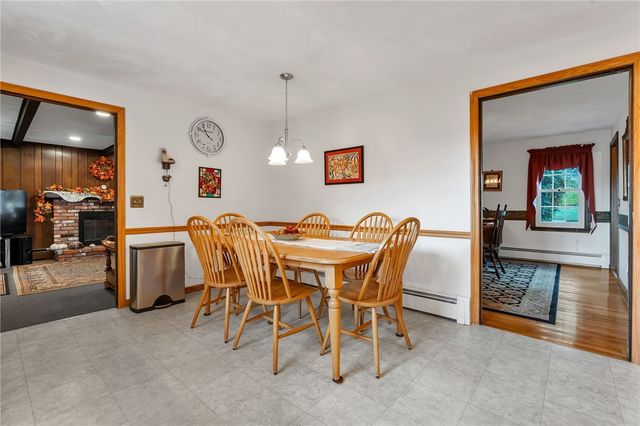 43 Countryside Drive, Cumberland, RI 02864