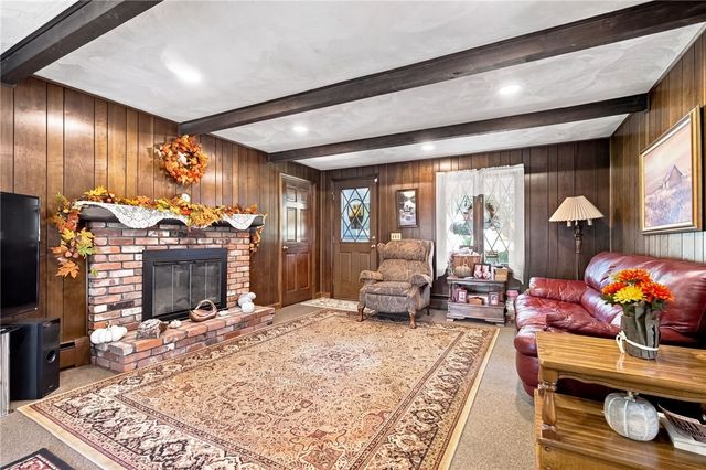 43 Countryside Drive, Cumberland, RI 02864