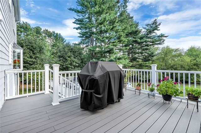 43 Countryside Drive, Cumberland, RI 02864