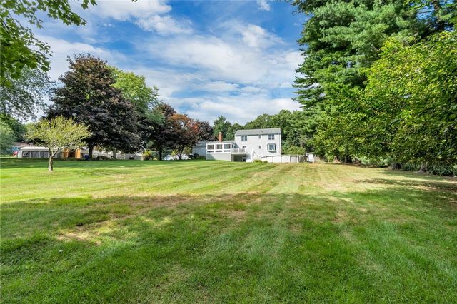 43 Countryside Drive, Cumberland, RI 02864