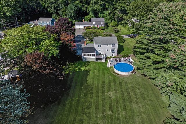 43 Countryside Drive, Cumberland, RI 02864