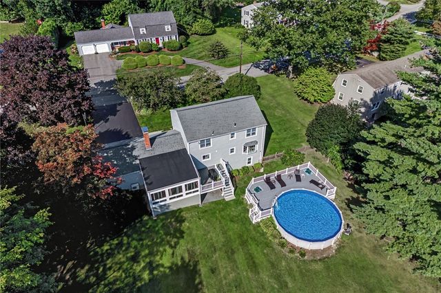 43 Countryside Drive, Cumberland, RI 02864