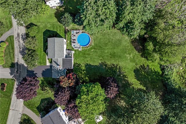 43 Countryside Drive, Cumberland, RI 02864