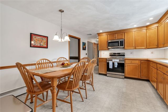 43 Countryside Drive, Cumberland, RI 02864