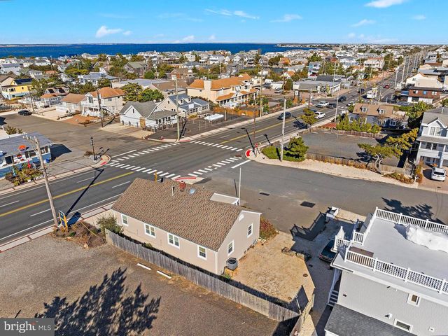 2 E 79TH ST, Harvey Cedars, NJ 08008