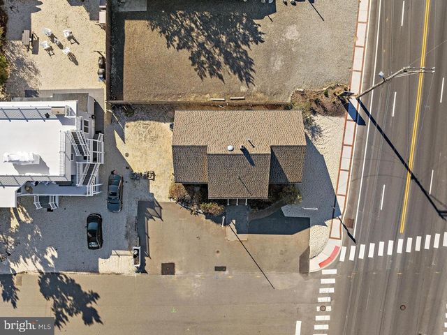 2 E 79TH ST, Harvey Cedars, NJ 08008