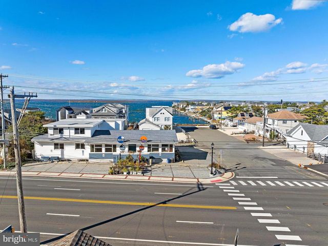 2 E 79TH ST, Harvey Cedars, NJ 08008