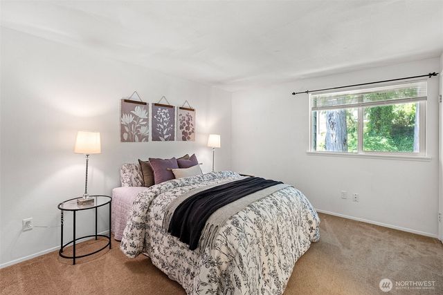 5848 Olive Avenue NE, Bremerton, WA 98311