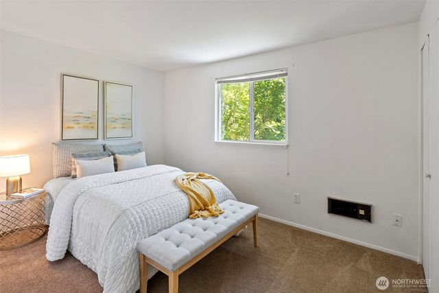5848 Olive Avenue NE, Bremerton, WA 98311