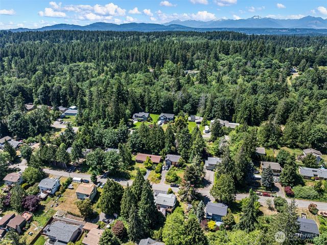 5848 Olive Avenue NE, Bremerton, WA 98311