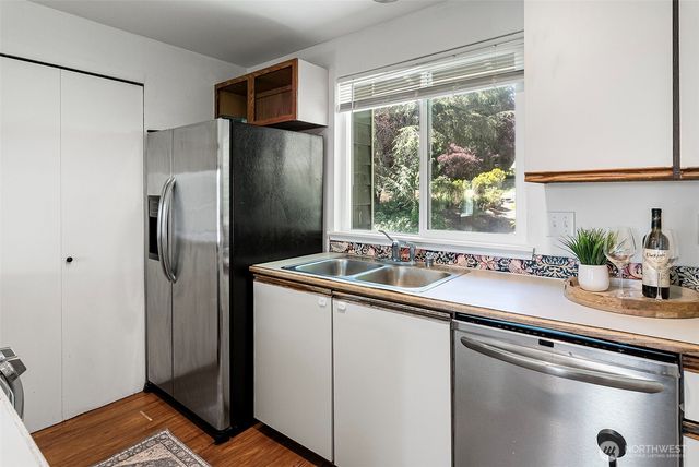 5848 Olive Avenue NE, Bremerton, WA 98311