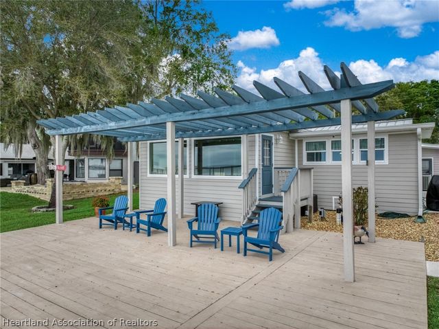 618 Lake June Road, Lake Placid, FL 33852