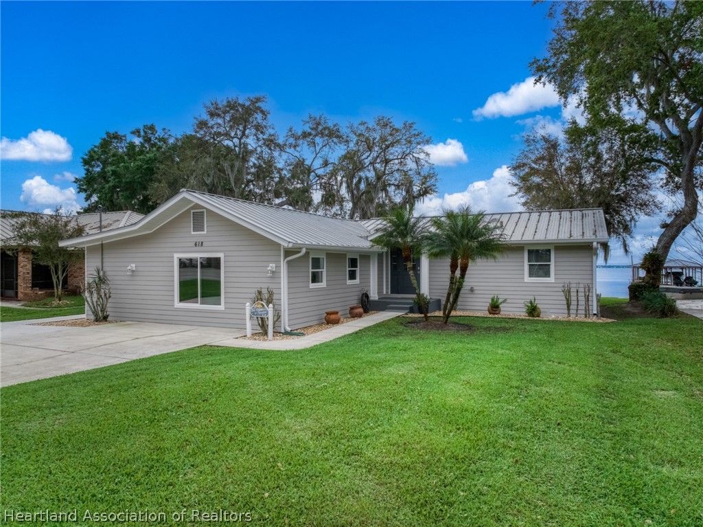 618 Lake June Road, Lake Placid, FL 33852