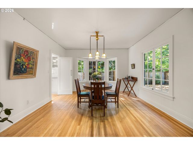 604 Se ANDOVER Pl, Portland, OR 97202