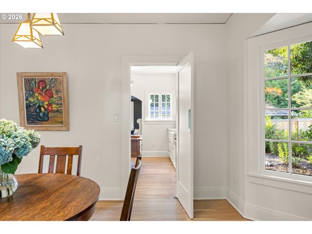 604 Se ANDOVER Pl, Portland, OR 97202