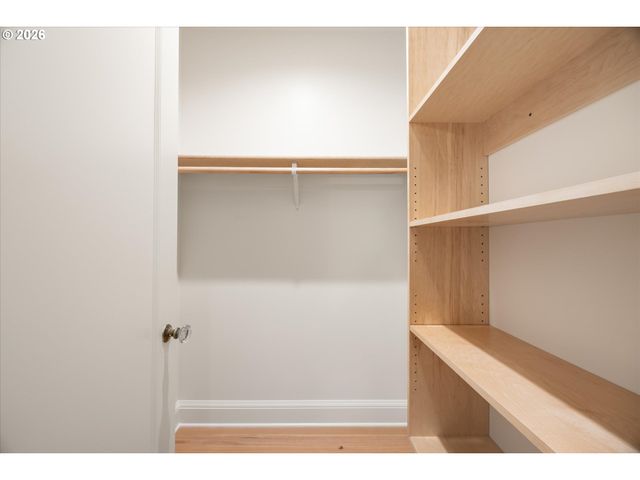 604 Se ANDOVER Pl, Portland, OR 97202