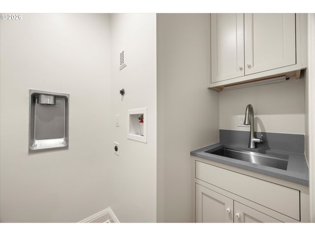 604 Se ANDOVER Pl, Portland, OR 97202