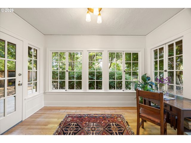 604 Se ANDOVER Pl, Portland, OR 97202