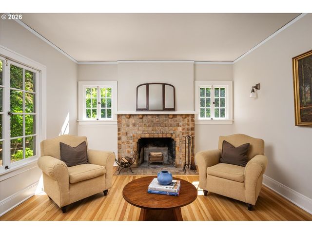 604 Se ANDOVER Pl, Portland, OR 97202
