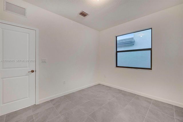 13417 SW 285th St 13417, Homestead, FL 33033