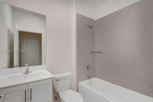 13417 SW 285th St 13417, Homestead, FL 33033