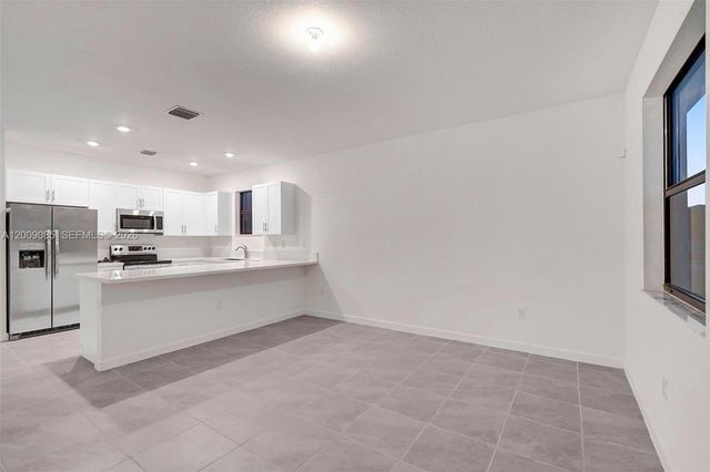 13417 SW 285th St 13417, Homestead, FL 33033