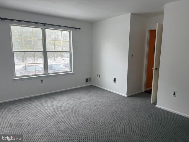 14 MIMOSA CT, Lawrence Township, NJ 08648