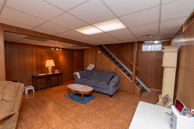 3393 Richmond Avenue, Shoreview, MN 55126