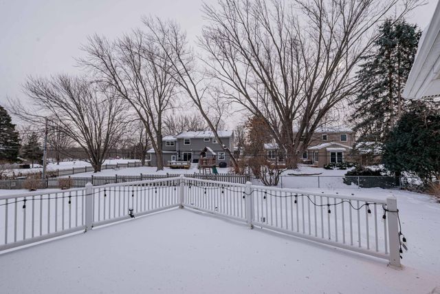 3393 Richmond Avenue, Shoreview, MN 55126