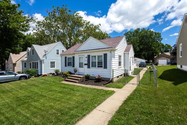 2517 Pacific Street, Davenport, IA 52804