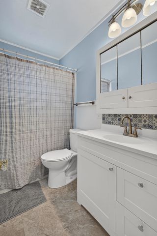 2517 Pacific Street, Davenport, IA 52804