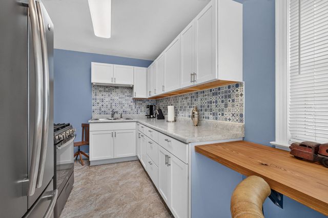 2517 Pacific Street, Davenport, IA 52804