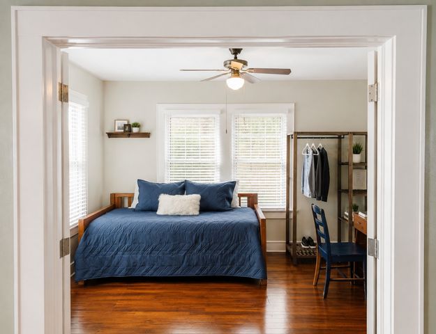 3030 Willing Avenue, Fort Worth, TX 76110