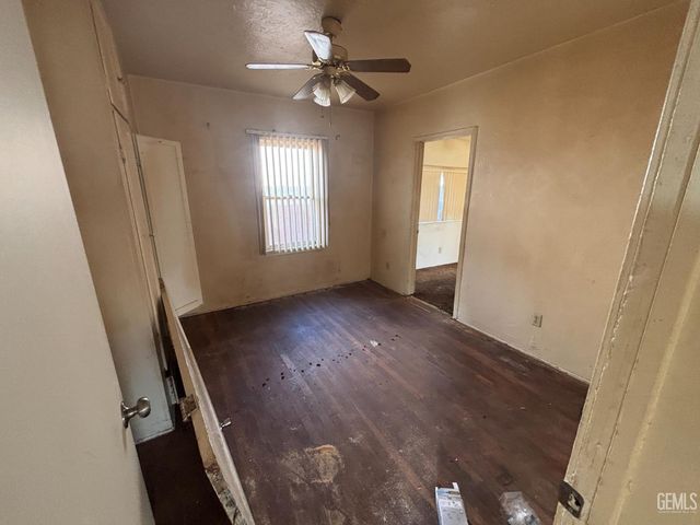 1600 Hurrle Street, Bakersfield, CA 93308